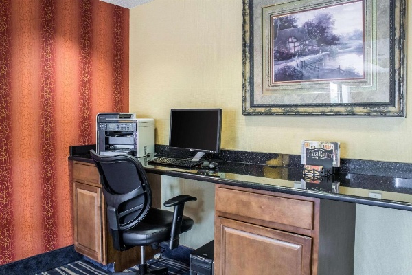 Econo Lodge Ankeny- Des Moines Main image